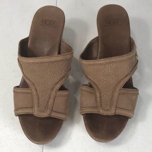 UGG wooden heeled sandals brown leather sz 7